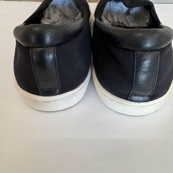 Donald J Pliner Sonia Black Canvas Slip On Sneaker Shoes Women 8.5 Casual Boat - Picture 7 of 11